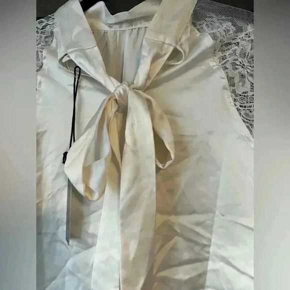 NWT Nicole Miller Satin Shirt with Lace Detail Size M‎ A56 - Picture 5 of 7